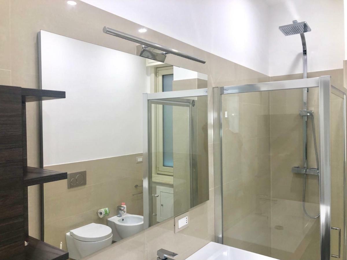 Taormina Wonderful Solarium Apartment จีอาร์ดีนี นักซอส ภายนอก รูปภาพ