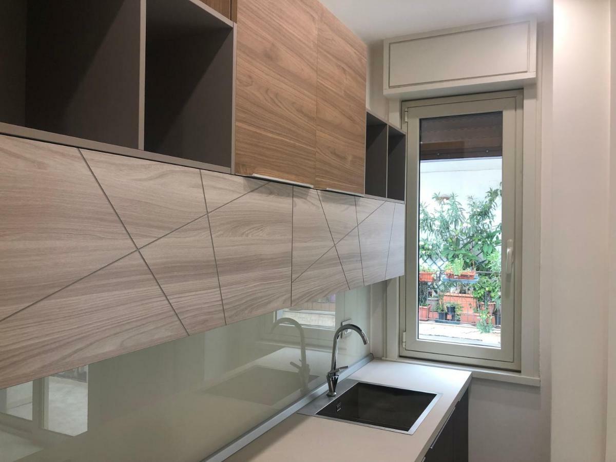 Taormina Wonderful Solarium Apartment จีอาร์ดีนี นักซอส ภายนอก รูปภาพ